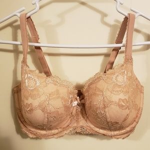 Victoria's Secret Body by Victoria Bra